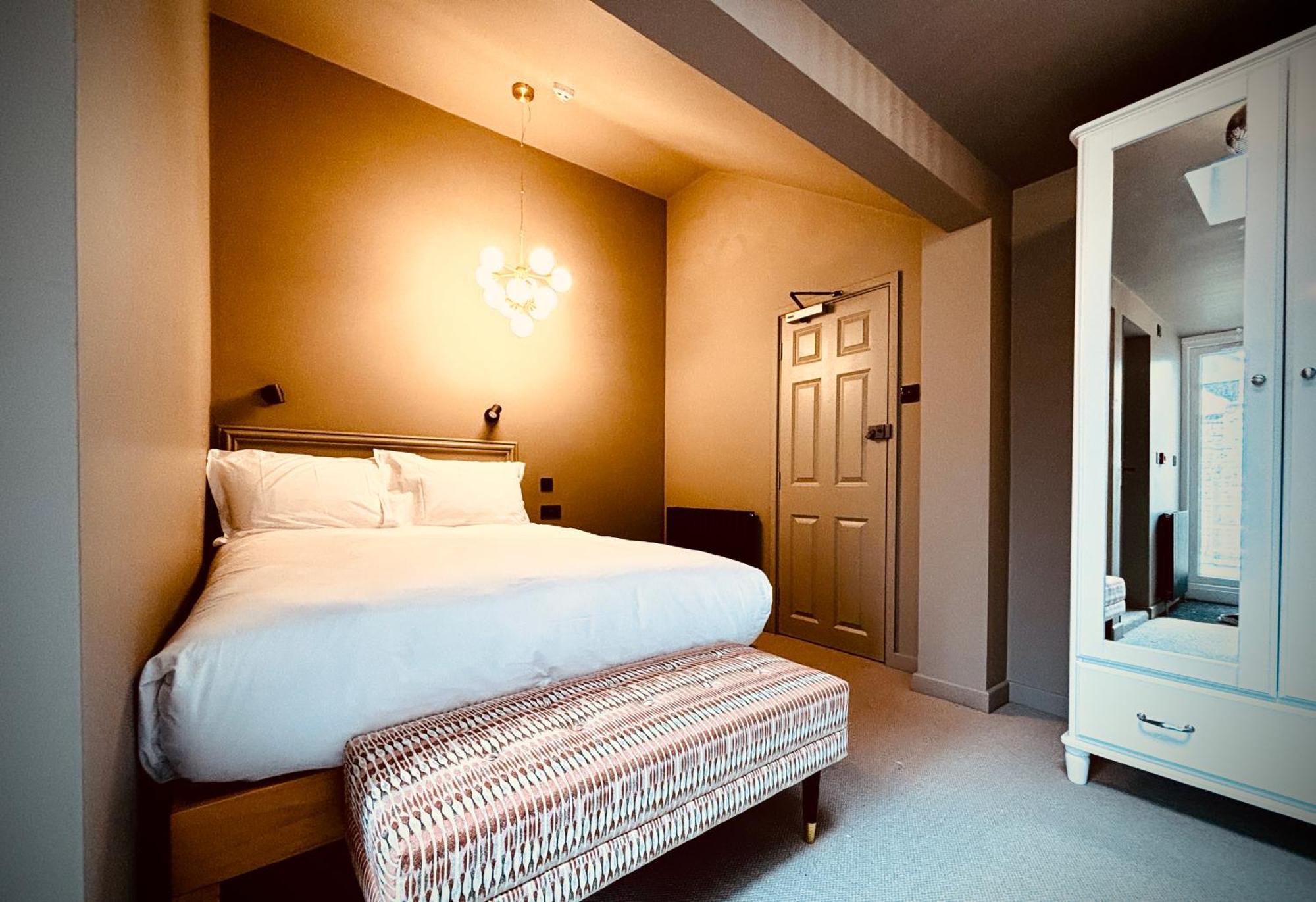 Rooms At The Quayside Are Stylish En-Suite Rooms On Poole Quay All Fully Refurbed For Summer 2024 Exteriör bild